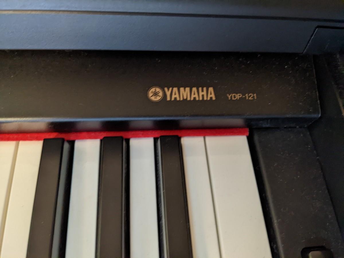 Like New Yamaha YDP-121 Keyboard | EstateSales.org