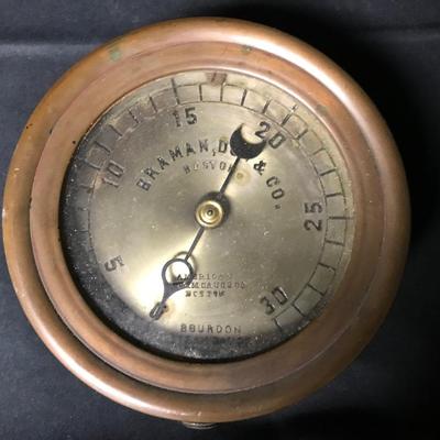 ANTIQUE GUAGE