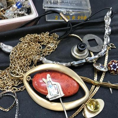 ESTATE JEWELRY GROUP