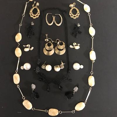 ESTATE JEWELRY