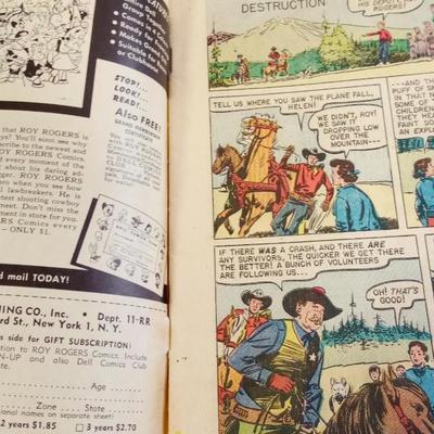 LOT 31  OLD ROY RODGERS COMIC BOOK
