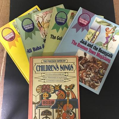VINTAGE KIDS BOOKS