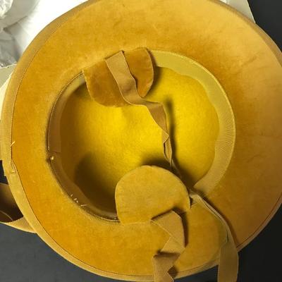 VINTAGE HAT LOT
