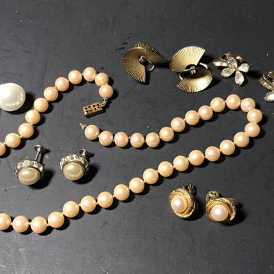 VINTAGE ESTATE JEWELRY