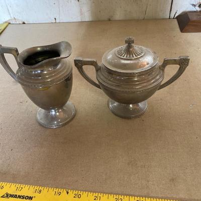 Sugar and creamer