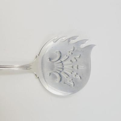 ANTIQUE STERLING CUCUMBER SERVING UTENSIL