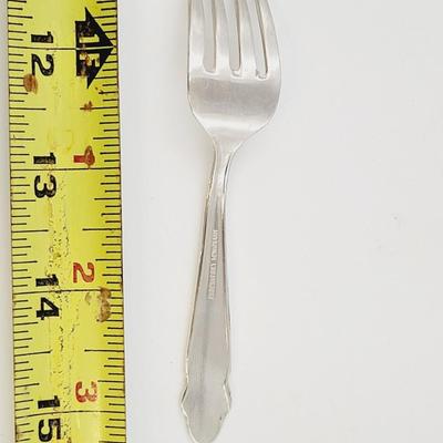 FANTASTIC ANTIQUE STERLING WOLFENDEN FORK