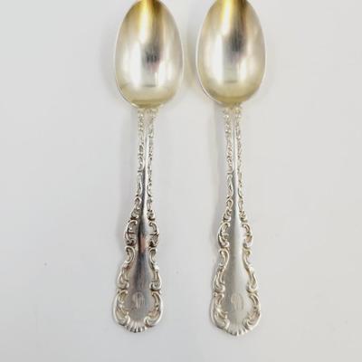 BEAUTIFUL ANTIQUE STERLING SILVER 2 SPOONS