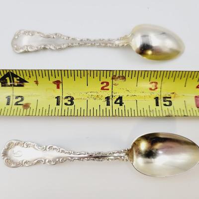 BEAUTIFUL ANTIQUE STERLING SILVER 2 SPOONS