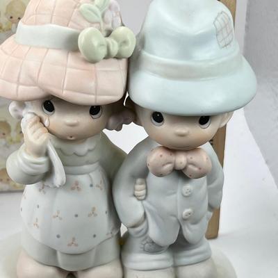 Precious Moments God Bless our family  # 100498 Figurine
