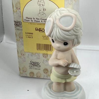 Precious Moments There is No greater Treasure Than to have a Friend Like You  # 521000 Figurine