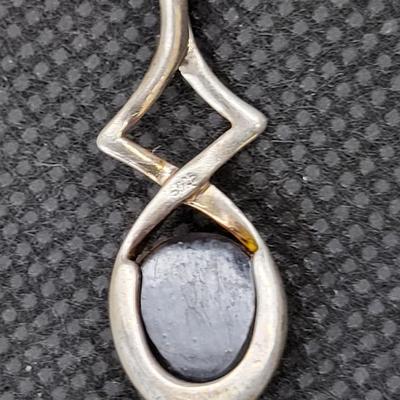 FANTASTIC. 925 JEWELED PENDANT