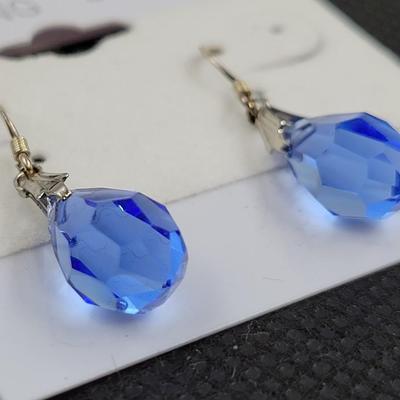 STERLING POST BLUE CRYSTAL TEAR DROP EARRINGS