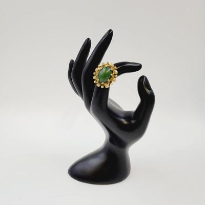 VINATGE 18k HGE FAUX JADE ART RING