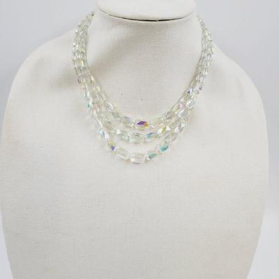 BEAUTIFUL VINTAGE IRIDESCENT CRYSTAL STYLE NECKLACE