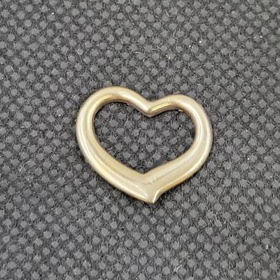 SMALL STERLING HEART CHARM / PENDANT