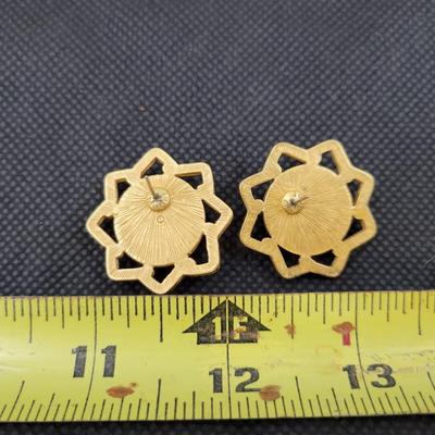 MATTE GOLD TONED PURPLE STONEVINTAGE EARRINGS