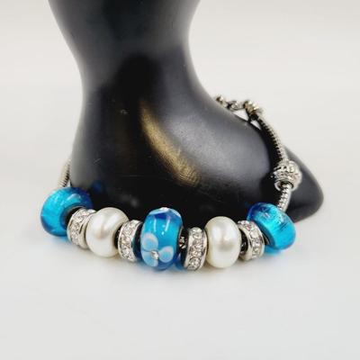 PANDORA STYLE BLUE & SILVER TONED LOBSTER CLAW BRACELET
