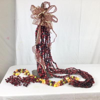 Lot. 1534. Assorted Cranberry Garlands and Clusters