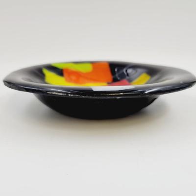 BEAUTIFUL ART GLASS DECORATIVE BOWL