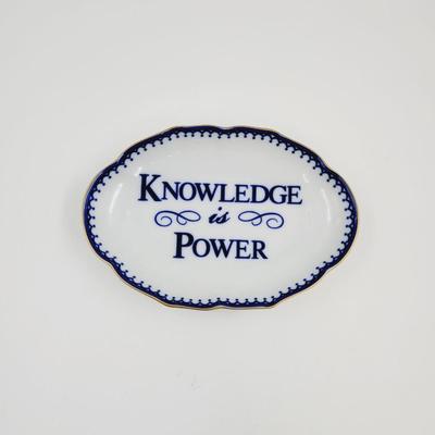 MOTTAHEDEH WILLIAMSBURG OVAL TRINKET DISH "KNOWLEDGE IS POWER"