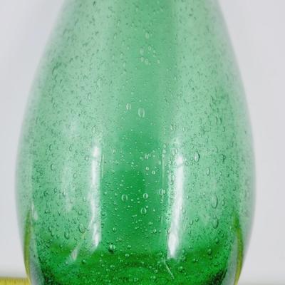 VINTAGE TALL GREEN HAND BLOWN BUBBLE GLASS VASE - MADE IN MEXICO