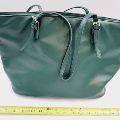 CHARMING CHARLIE FOREST GREEN HANDBAG