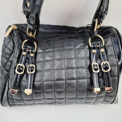 CUTE BLACK CHARMING CHARLIE HAND BAG