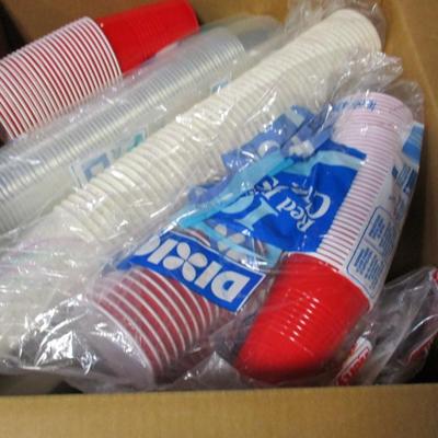 Collection Of Dixie Cups & Plastic Cups