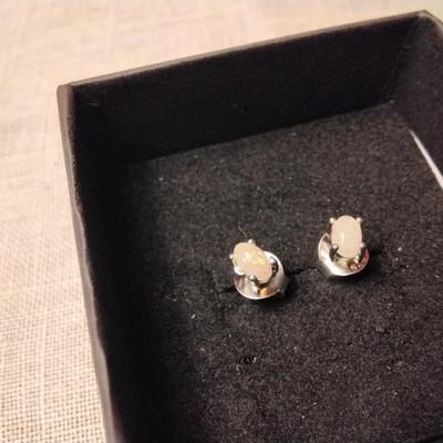 Beautiful Fire Opal 925 Earrings