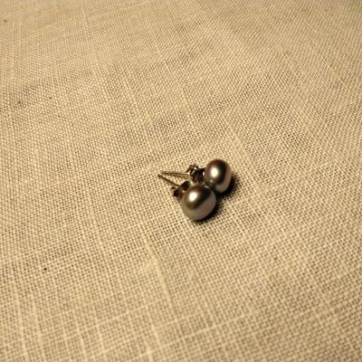 Silver Button 7.5 mm Pearl 925 Posts