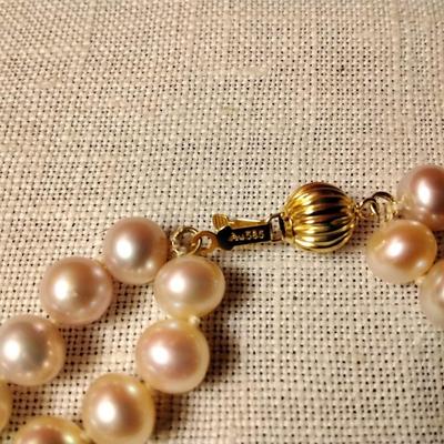 Pink And Lavender Double Strand of 7 mm Pearls With 14 Solid Gold Clasp
