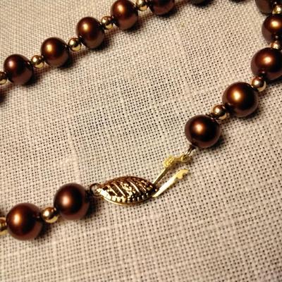 Gorgeous Chocolate Pearl Bracelet 7" 6.5mm With 14k clasp and. Beads