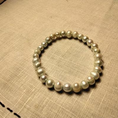 Baby Blue Pearls 7" Elastic Fit