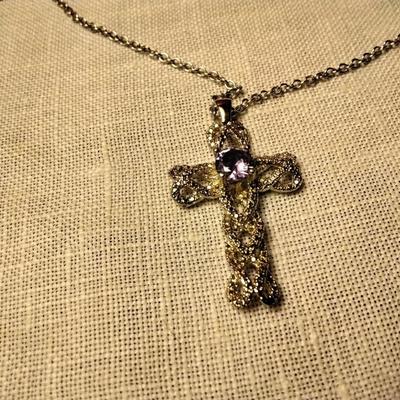 Amethyst on 925 Cross With 925 Chain