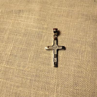 .14ctw White Sapphire 925 Sterling Silver Cross