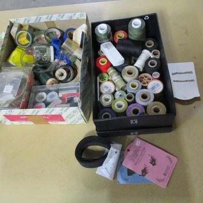 Sewing Thread & Buttons (see all pictures)