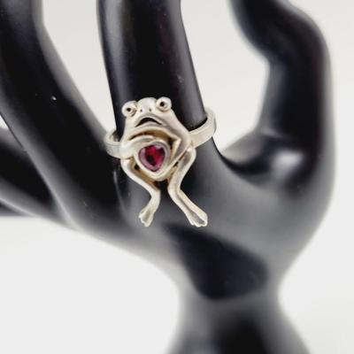 .925 SILVER FROG W/ RUBY BIRTHSTONE RING