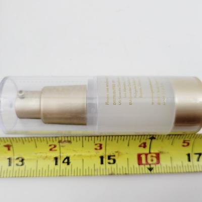 UNOPENED GENIE INSTANT LINE SMOOTHER CREAM