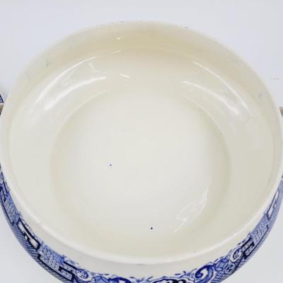 JOHN STEVENTON BLUE WILLOW COVERED VEGETABLE BOWL