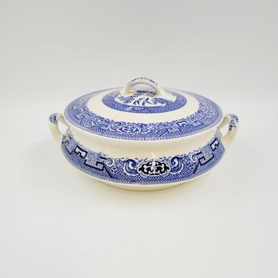 JOHN STEVENTON BLUE WILLOW COVERED VEGETABLE BOWL