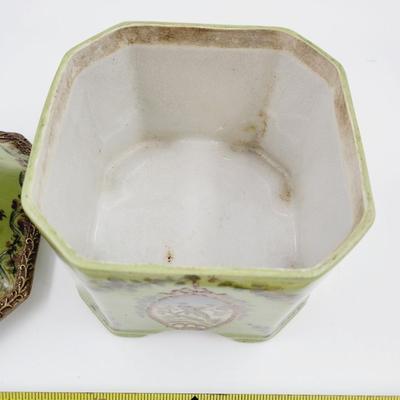 HUA PING TANG ZHI LIDDED CHINOISERIE PIECE  WITH DOG FINIAL & FANTASTIC PHEASANT MOTIF