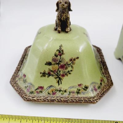 HUA PING TANG ZHI LIDDED CHINOISERIE PIECE  WITH DOG FINIAL & FANTASTIC PHEASANT MOTIF