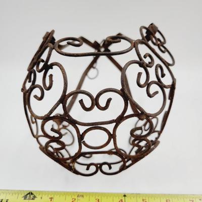 FANTASTIC ECLECTIC METAL DECORATIVE HANGING BASKET