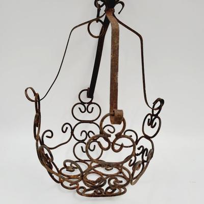 FANTASTIC ECLECTIC METAL DECORATIVE HANGING BASKET