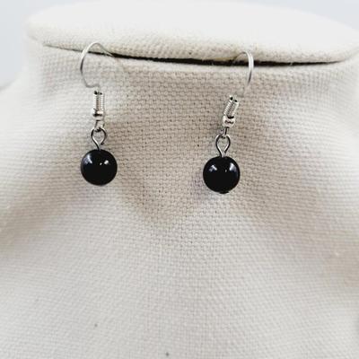 CUTE SILVER TONED & BLACK SIZE CHANGING NECKLACE & EARRINGS SET