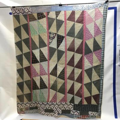 Triangle Variation Patch Quilt 80