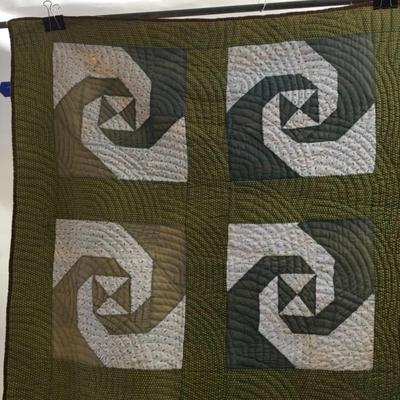 Swirling Snails Trail variation quilt 82x66