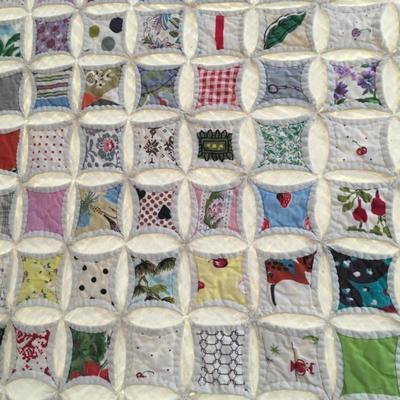 Large Cathedral Window Quilt Variation 91x63