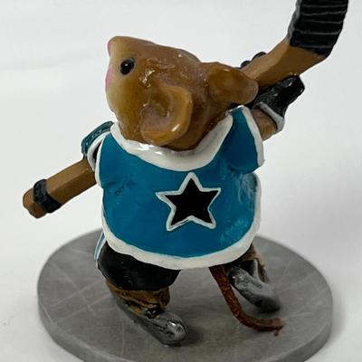 Wee Forest Folk Slap Shot Ms-20 Expo special S Sharks Hockey player